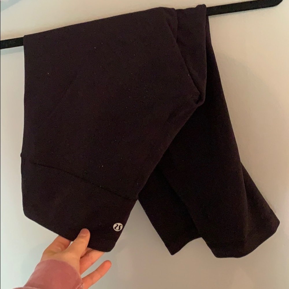 lulu wunder under crop leggings!